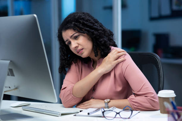 A lady suffer from shoulder pain and take homeopathic treatment at Santosh Homoeo Hall and Clinic
